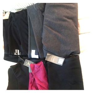 Yoga pants 3 full length and 1 crop in the black